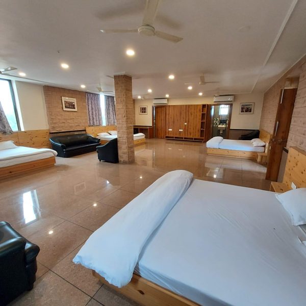 WhatsApp Image 2025-07-11 at 16.43.24